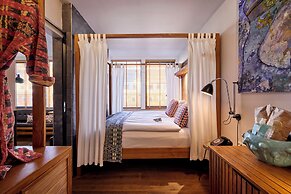 Manon Les Suites Guldsmeden