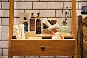 Manon Les Suites Guldsmeden