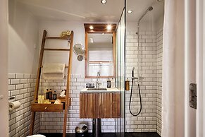 Manon Les Suites Guldsmeden