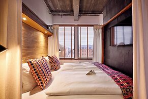 Manon Les Suites Guldsmeden