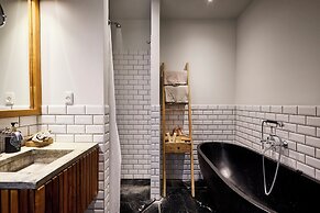 Manon Les Suites Guldsmeden