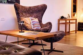 Manon Les Suites Guldsmeden