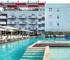 Domino Suite Hotel Jesolo