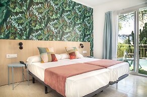 4U Miranda - Adults Only