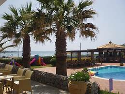 OASIS HOTEL KYPARISSIA