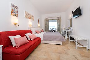 Hotel Mathios Village