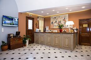 Hotel Mathios Village