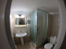 Hotel Mathios Village