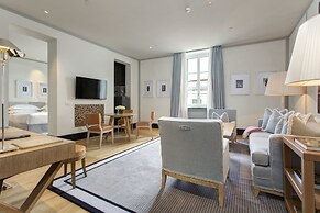 Portrait Roma - Lungarno Collection