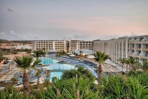 db Seabank Resort and Spa