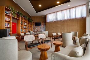db Seabank Resort and Spa