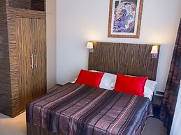 EA Hotel Crystal Palace