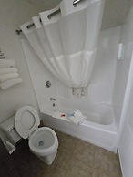 Econo Lodge Eagle Nest