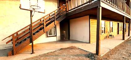 Econo Lodge Eagle Nest