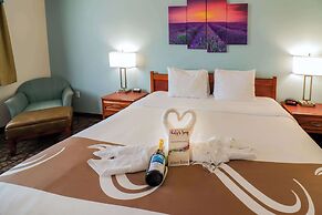 Quality Inn & Suites Sequim at Olympic National Park