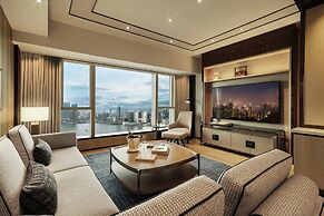 Four Seasons Hotel Hong Kong