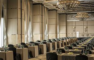 Four Seasons Hotel Hong Kong