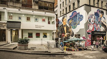 Four Seasons Hotel Hong Kong