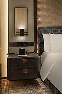 Four Seasons Hotel Hong Kong