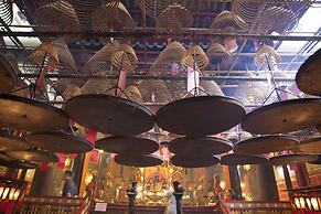 Four Seasons Hotel Hong Kong