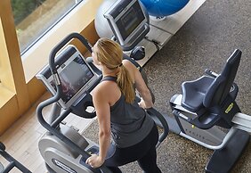 Four Seasons Hotel Hong Kong