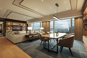 Four Seasons Hotel Hong Kong