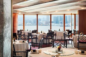Four Seasons Hotel Hong Kong