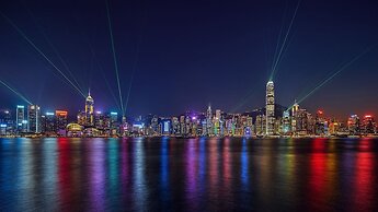 Four Seasons Hotel Hong Kong