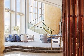 Four Seasons Hotel Hong Kong