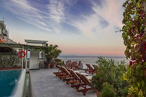 Hotel Marina Riviera