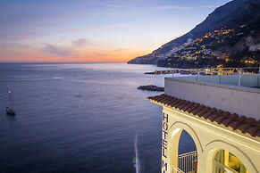 Hotel Marina Riviera