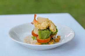 Angkor Palace Resort & Spa