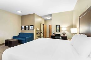 Comfort Inn & Suites Near University of Wyoming