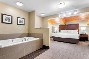 Comfort Inn & Suites Near University of Wyoming
