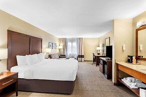 Comfort Inn & Suites Near University of Wyoming