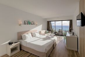 Caloura Hotel Resort