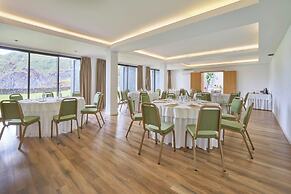 Caloura Hotel Resort