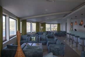 Caloura Hotel Resort