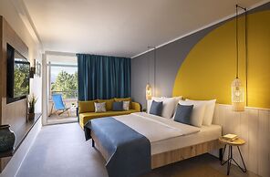 Sunny Baška Hotel by Valamar, ex Corinthia