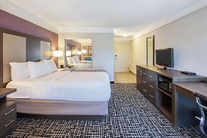 La Quinta Inn & Suites by Wyndham Cincinnati Airpt Florence