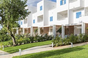 Cala Llenya Resort Ibiza