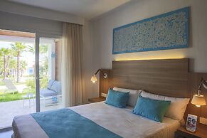 Cala Llenya Resort Ibiza