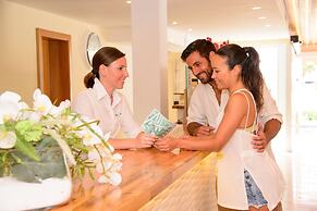 Cala Llenya Resort Ibiza