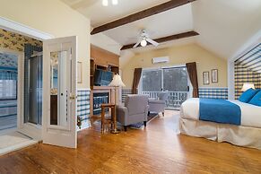 Highland Lake Inn & Resort