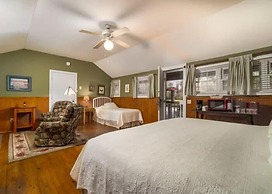Highland Lake Inn & Resort