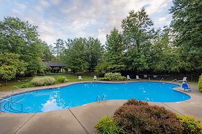 Highland Lake Inn & Resort