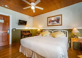 Highland Lake Inn & Resort