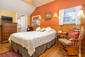 Highland Lake Inn & Resort