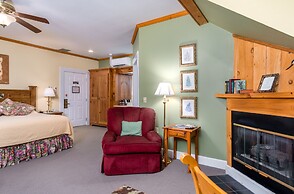 Highland Lake Inn & Resort
