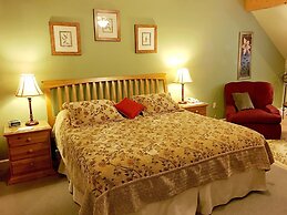 Highland Lake Inn & Resort